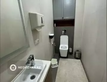 3-комнатная квартира, этаж 9 из 20, 122 м²