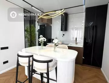 2-комнатная квартира, этаж 7 из 16, 55 м²