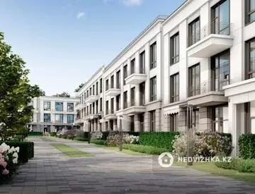 4-комнатная квартира, этаж 3 из 3, 175 м²