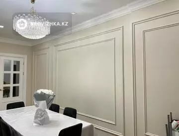 3-комнатная квартира, этаж 11 из 19, 123 м²