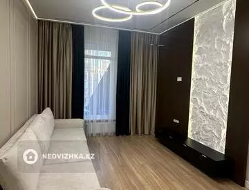 3-комнатная квартира, этаж 9 из 12, 80 м²