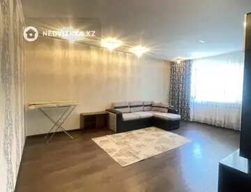 2-комнатная квартира, этаж 5 из 9, 78 м², На длительный срок