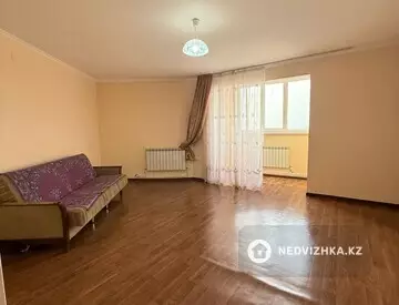 2-комнатная квартира, этаж 5 из 5, 60 м², На длительный срок