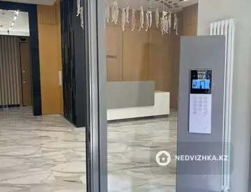 3-комнатная квартира, этаж 10 из 12, 120 м²