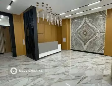 3-комнатная квартира, этаж 10 из 12, 120 м²