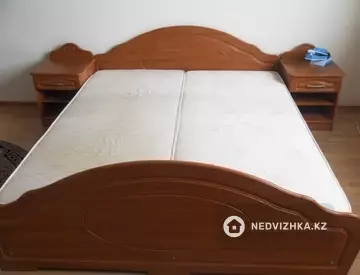 4-комнатная квартира, этаж 7 из 9, 181 м²