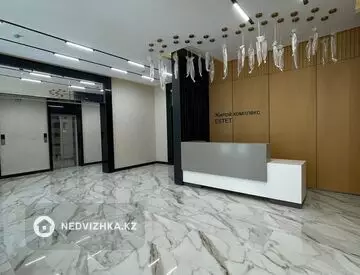 3-комнатная квартира, этаж 11 из 12, 111 м²