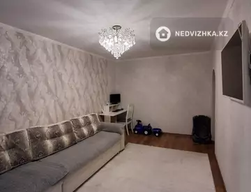 2-комнатная квартира, этаж 4 из 5, 45 м²