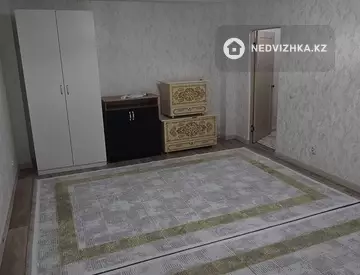 1-комнатная квартира, этаж 1 из 6, 45 м², На длительный срок