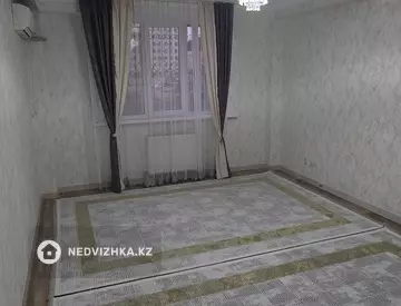 1-комнатная квартира, этаж 1 из 6, 45 м², На длительный срок