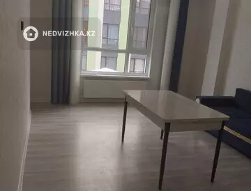 2-комнатная квартира, этаж 2 из 3, 60 м², На длительный срок