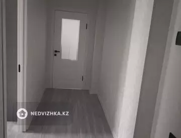 2-комнатная квартира, этаж 2 из 3, 60 м², На длительный срок