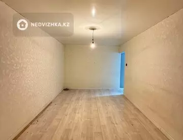 2-комнатная квартира, этаж 3 из 5, 45 м², На длительный срок