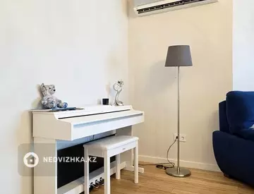 4-комнатная квартира, этаж 3 из 15, 145 м²