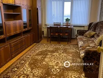 3-комнатная квартира, этаж 3 из 5, 84 м²