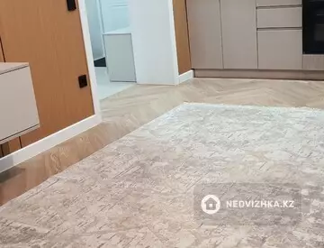 2-комнатная квартира, этаж 7 из 8, 45 м², Посуточно