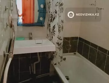 2-комнатная квартира, этаж 5 из 5, 50 м², На длительный срок