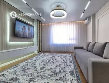 2-комнатная квартира, этаж 6 из 9, 64 м², На длительный срок