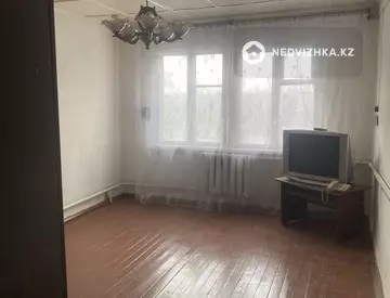 2-комнатная квартира, этаж 2 из 2, 43 м²