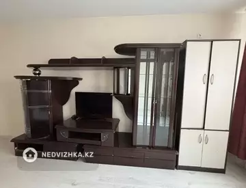 2-комнатная квартира, этаж 2 из 9, 65 м²