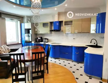 3-комнатная квартира, этаж 7 из 15, 140 м², На длительный срок