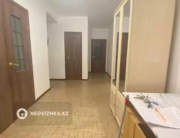 3-комнатная квартира, этаж 8 из 9, 91 м²