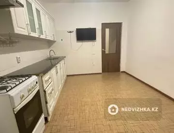 3-комнатная квартира, этаж 8 из 9, 91 м²