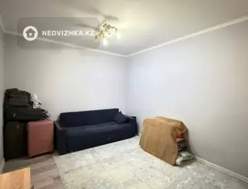 1-комнатная квартира, этаж 1 из 13, 44 м²
