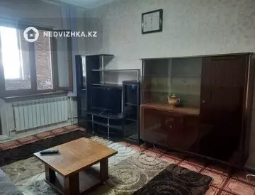 2-комнатная квартира, этаж 2 из 5, 60 м², На длительный срок