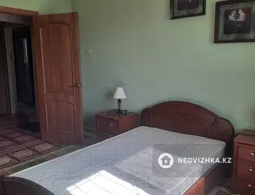 2-комнатная квартира, этаж 2 из 5, 60 м², На длительный срок