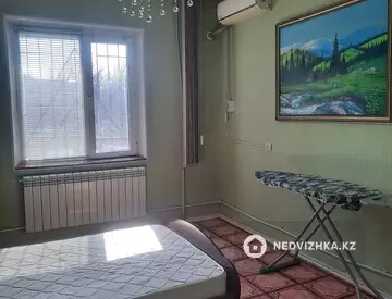 2-комнатная квартира, этаж 2 из 5, 60 м², На длительный срок