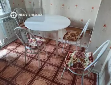 2-комнатная квартира, этаж 2 из 5, 60 м², На длительный срок