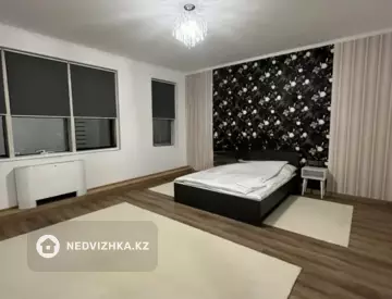 3-комнатная квартира, этаж 17 из 29, 110 м²