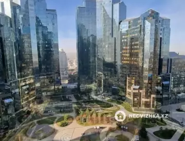 3-комнатная квартира, этаж 17 из 29, 110 м²