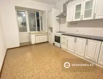 3-комнатная квартира, этаж 8 из 9, 91 м²