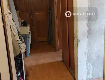 3-комнатная квартира, этаж 1 из 5, 65 м²