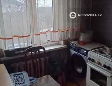 3-комнатная квартира, этаж 1 из 5, 65 м²