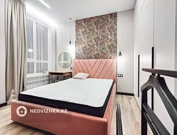 3-комнатная квартира, этаж 9 из 9, 64 м²