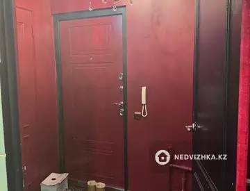 2-комнатная квартира, этаж 9 из 9, 60 м², На длительный срок