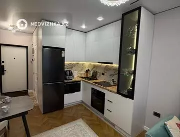 2-комнатная квартира, этаж 4 из 13, 51 м²