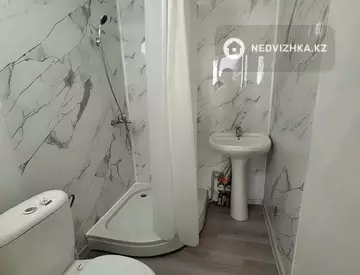 1-комнатная квартира, этаж 15 из 15, 40 м²
