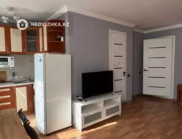 1-комнатная квартира, этаж 3 из 3, 30 м²