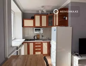 1-комнатная квартира, этаж 3 из 3, 30 м²