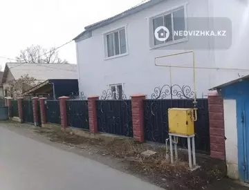 5-комнатный дом, 7 соток, 200 м²