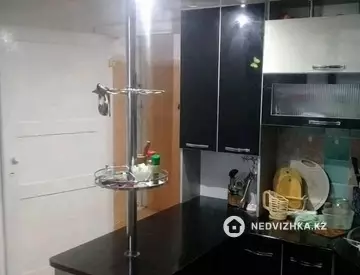 5-комнатный дом, 7 соток, 200 м²