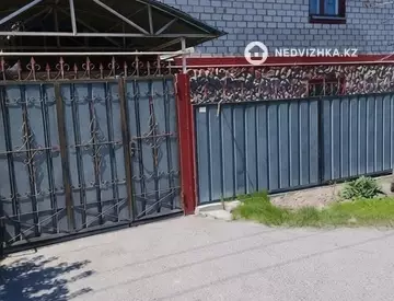 6-комнатный дом, 7 соток, 200 м²