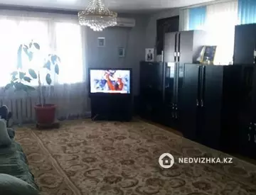 6-комнатный дом, 7 соток, 200 м²