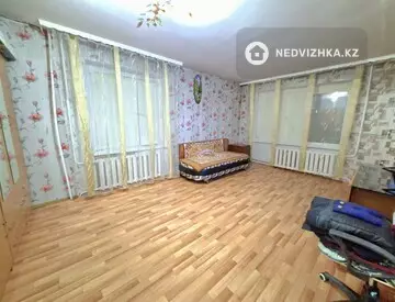 1-комнатная квартира, этаж 3 из 5, 33 м²