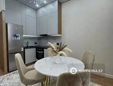 2-комнатная квартира, этаж 6 из 13, 46 м²