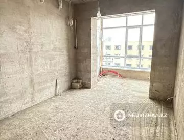 2-комнатная квартира, этаж 3 из 3, 63 м²